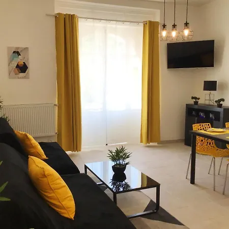 Lumea 80 M2 Climatise Parking Proche Sanctuaires Apartment